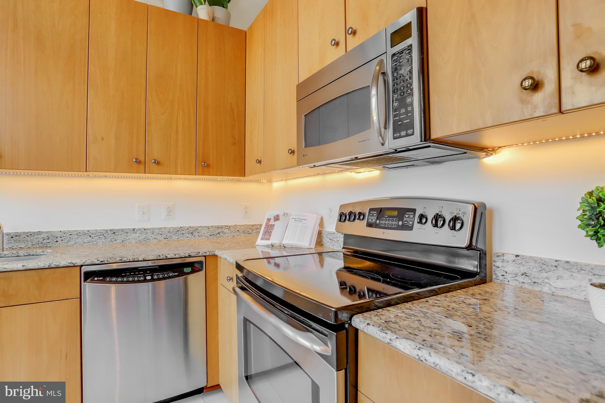 520 John Carlyle St #420