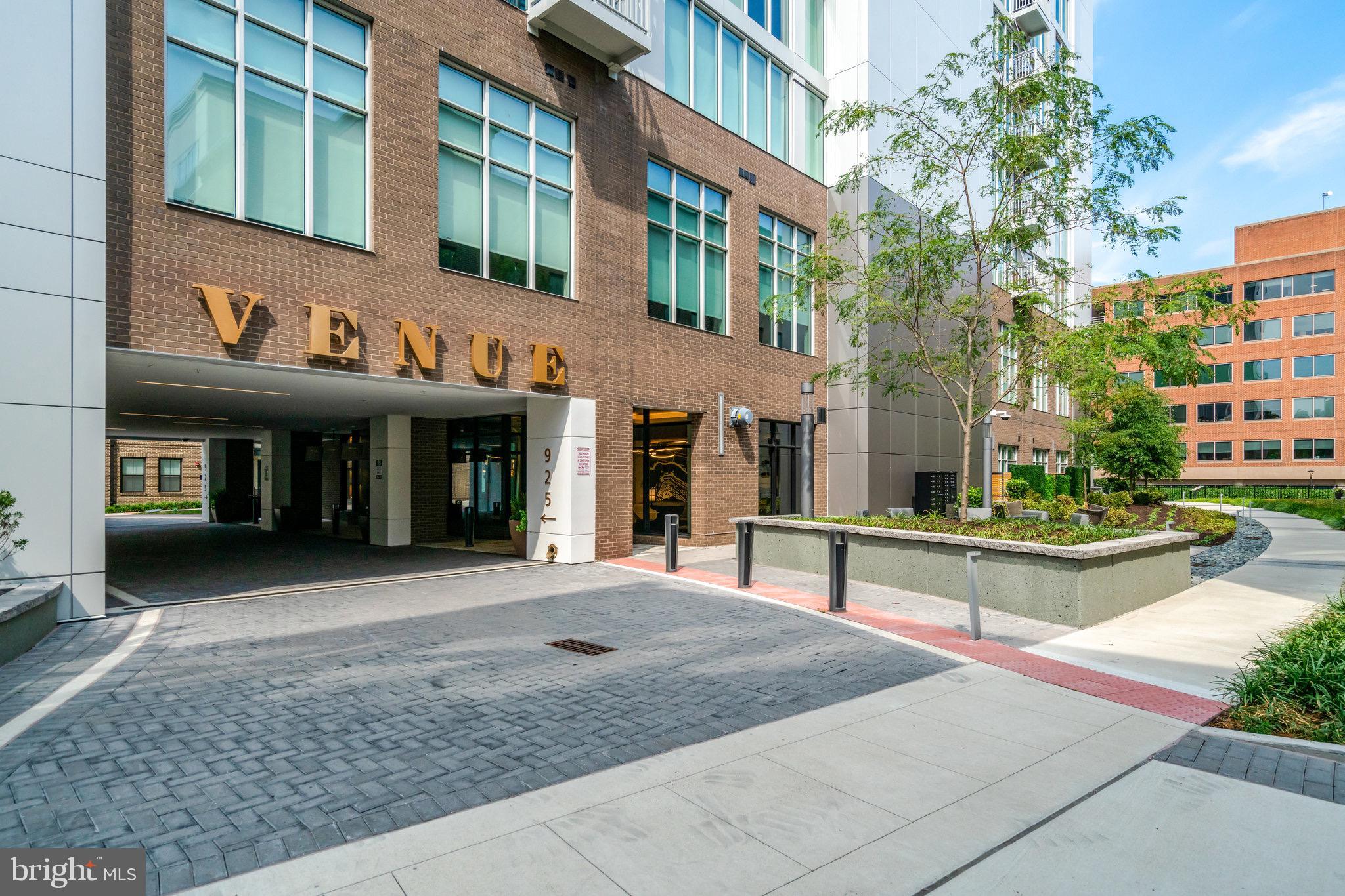 925 N Fairfax St #307