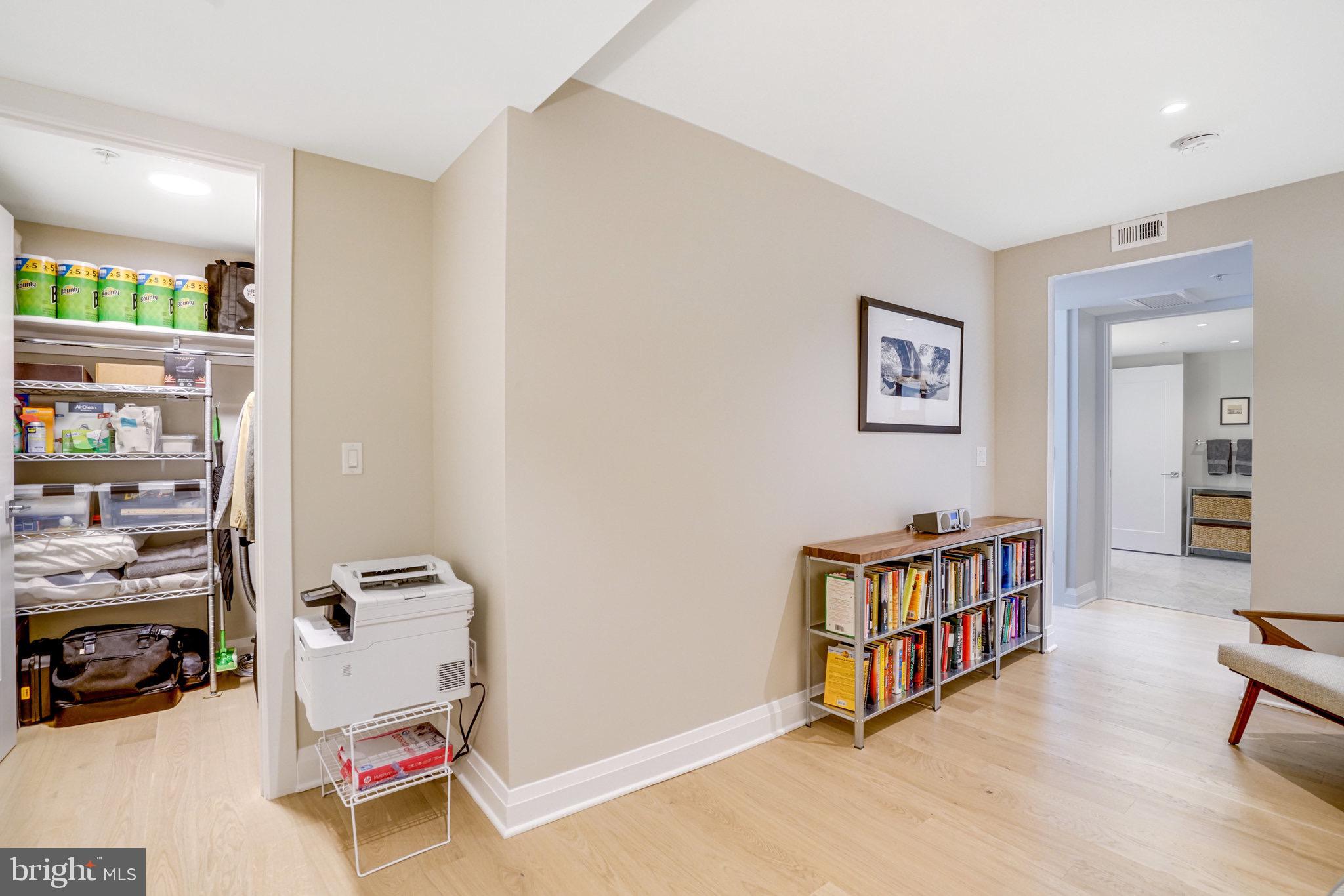 925 N Fairfax St #307