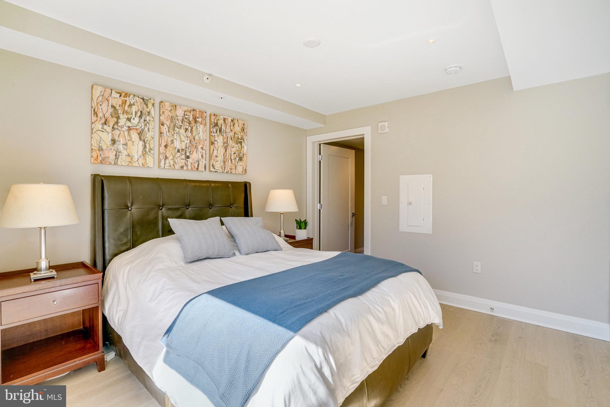 925 N Fairfax St #307