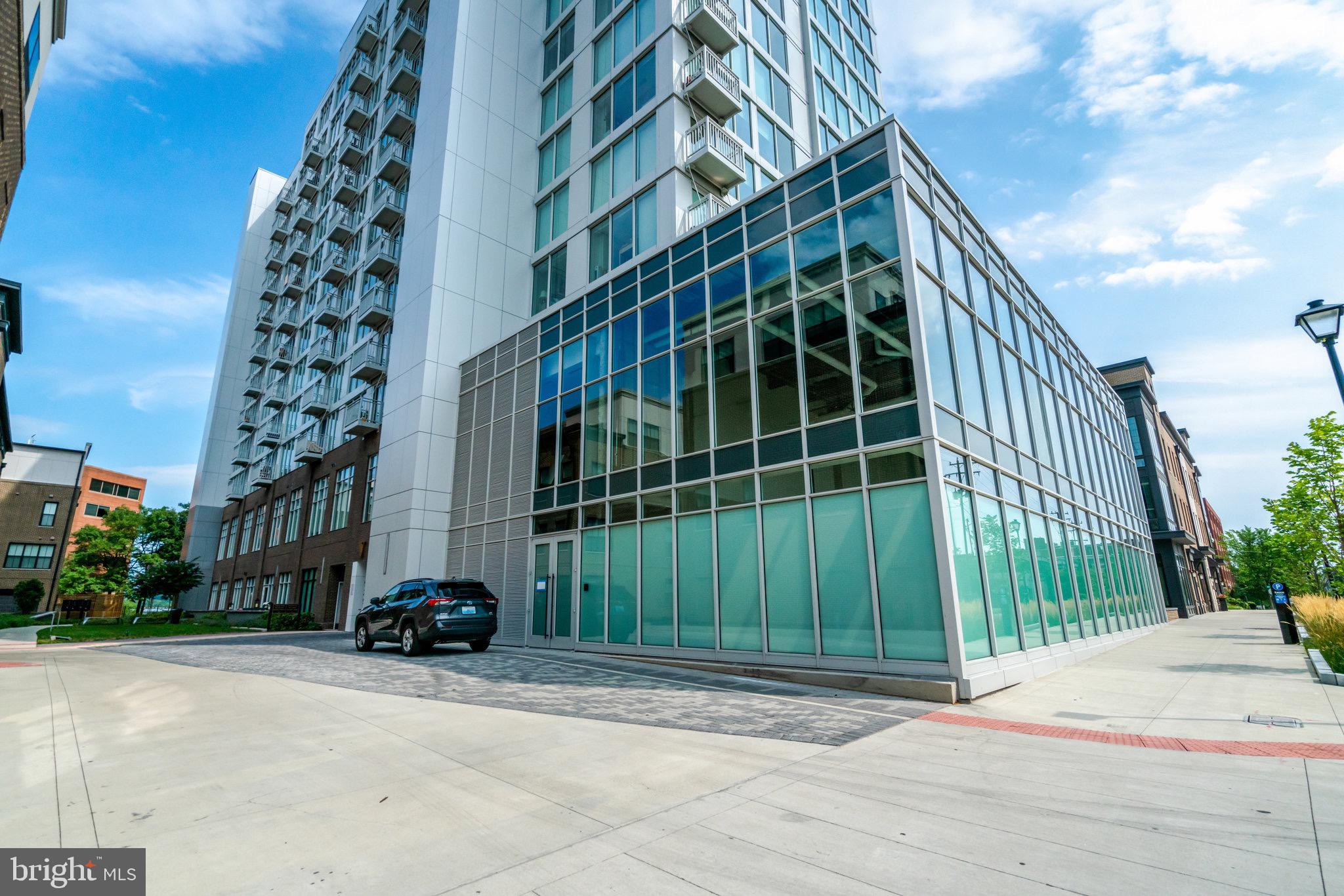 925 N Fairfax St #307