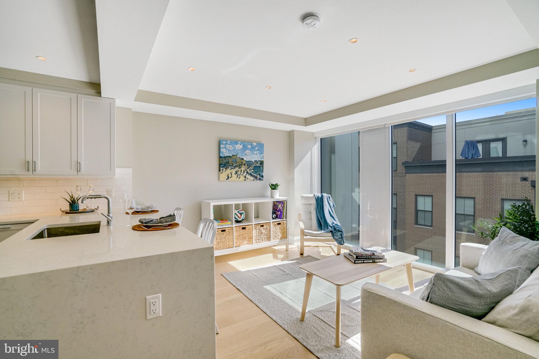 925 N Fairfax St #307