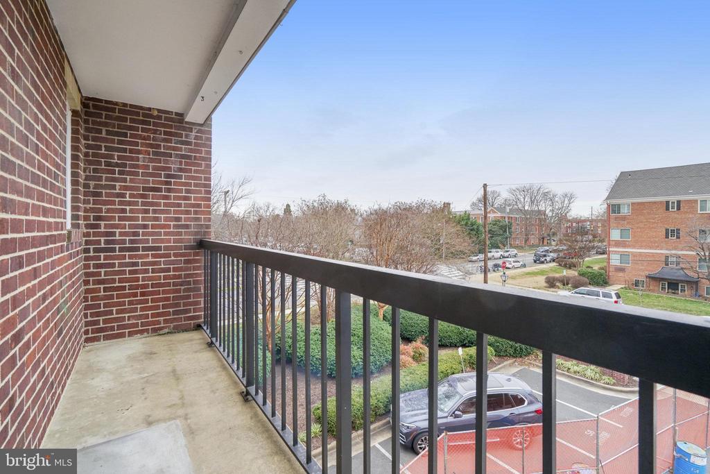 801 S Pitt St #429