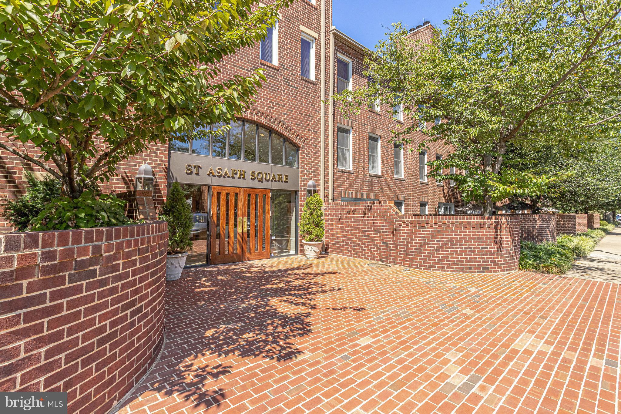 801 S Pitt St #429
