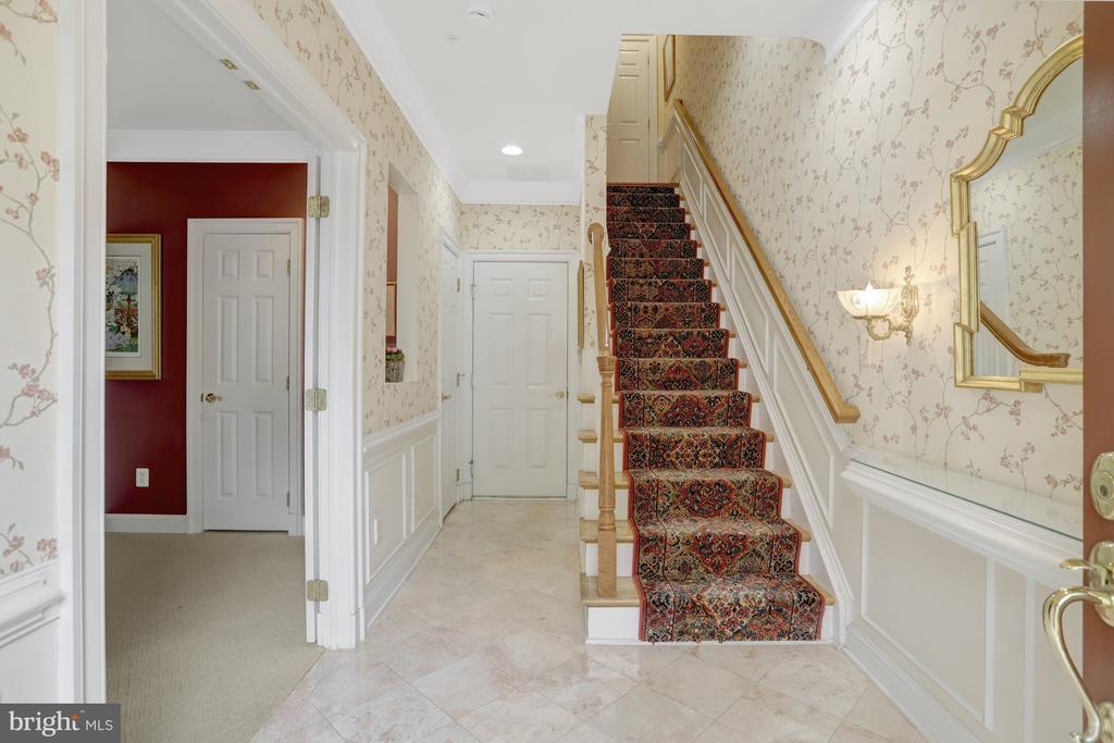 16 Franklin St
