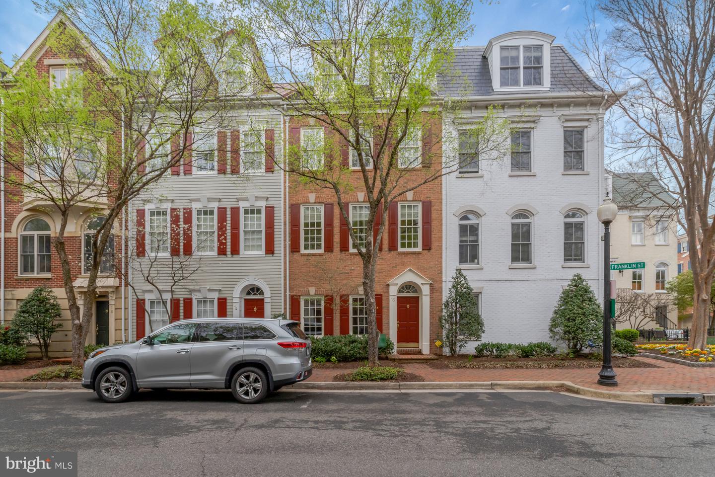 16 Franklin St