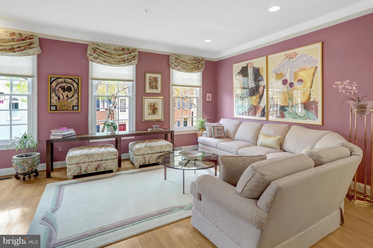 16 Franklin St