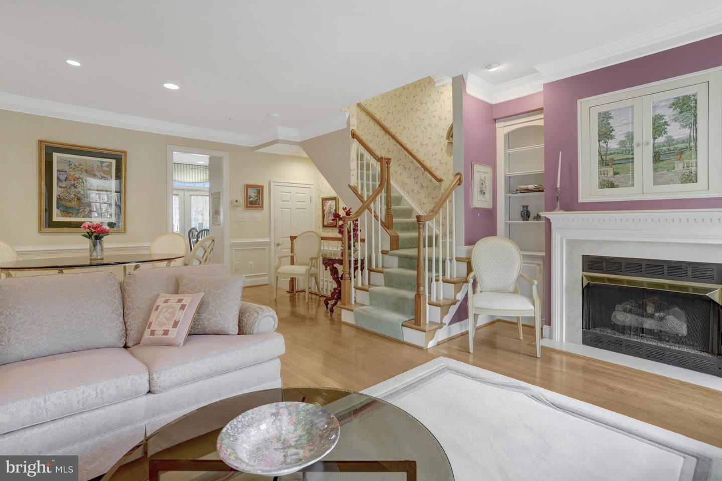 16 Franklin St