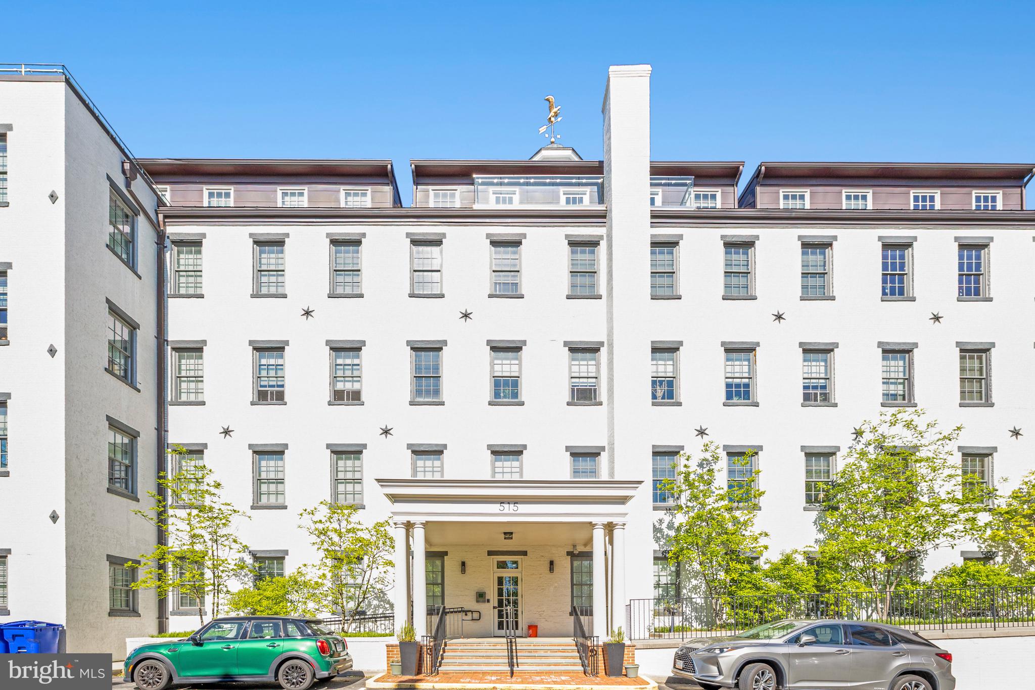 515 N Washington St #404