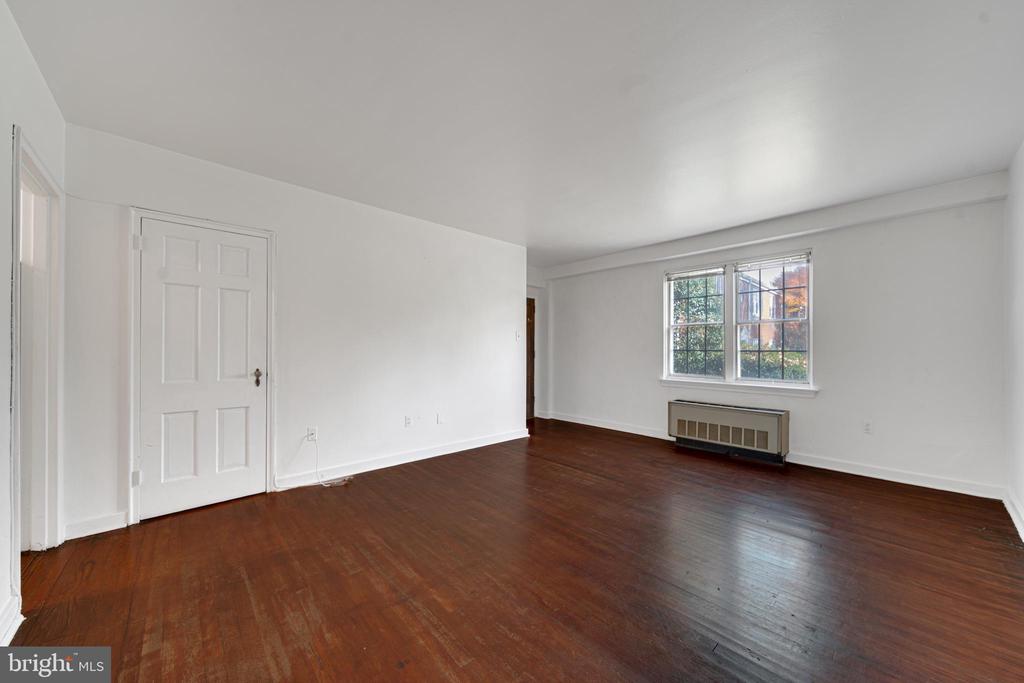 18 AUBURN COURT A