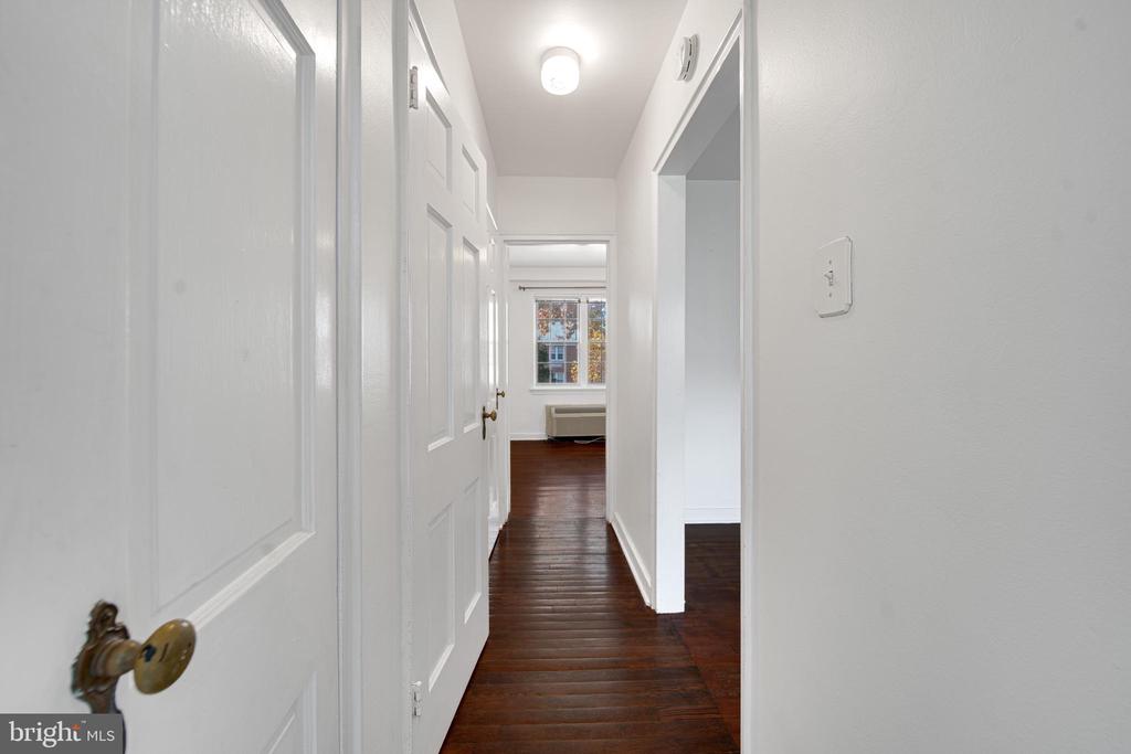 18 AUBURN COURT A