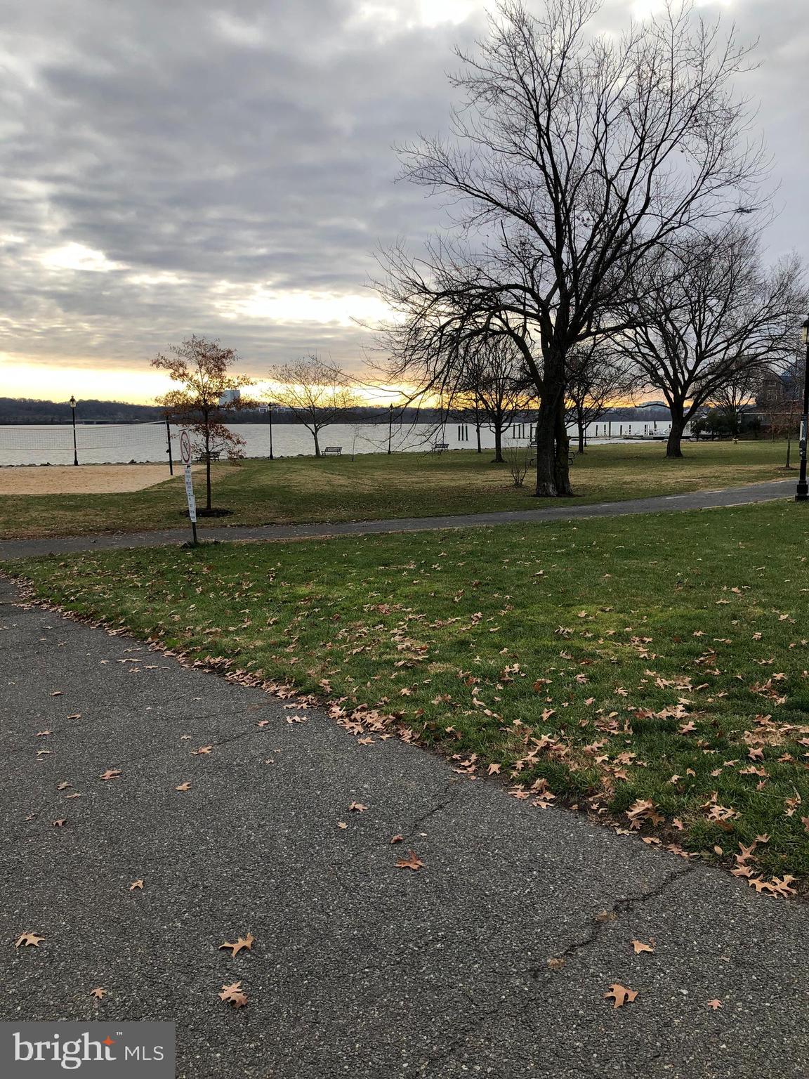 801 N FAIRFAX STREET 421