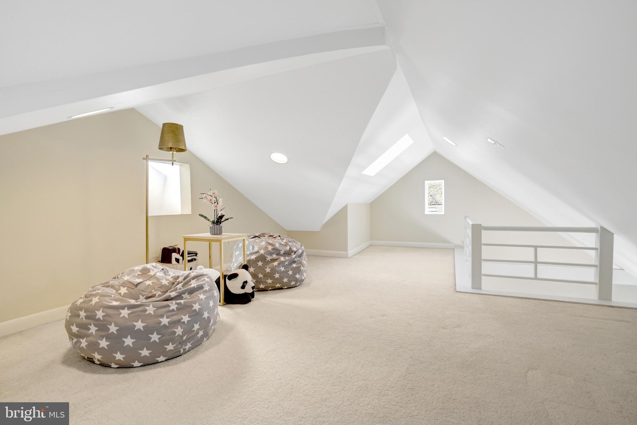 3300 OLD DOMINION BOULEVARD