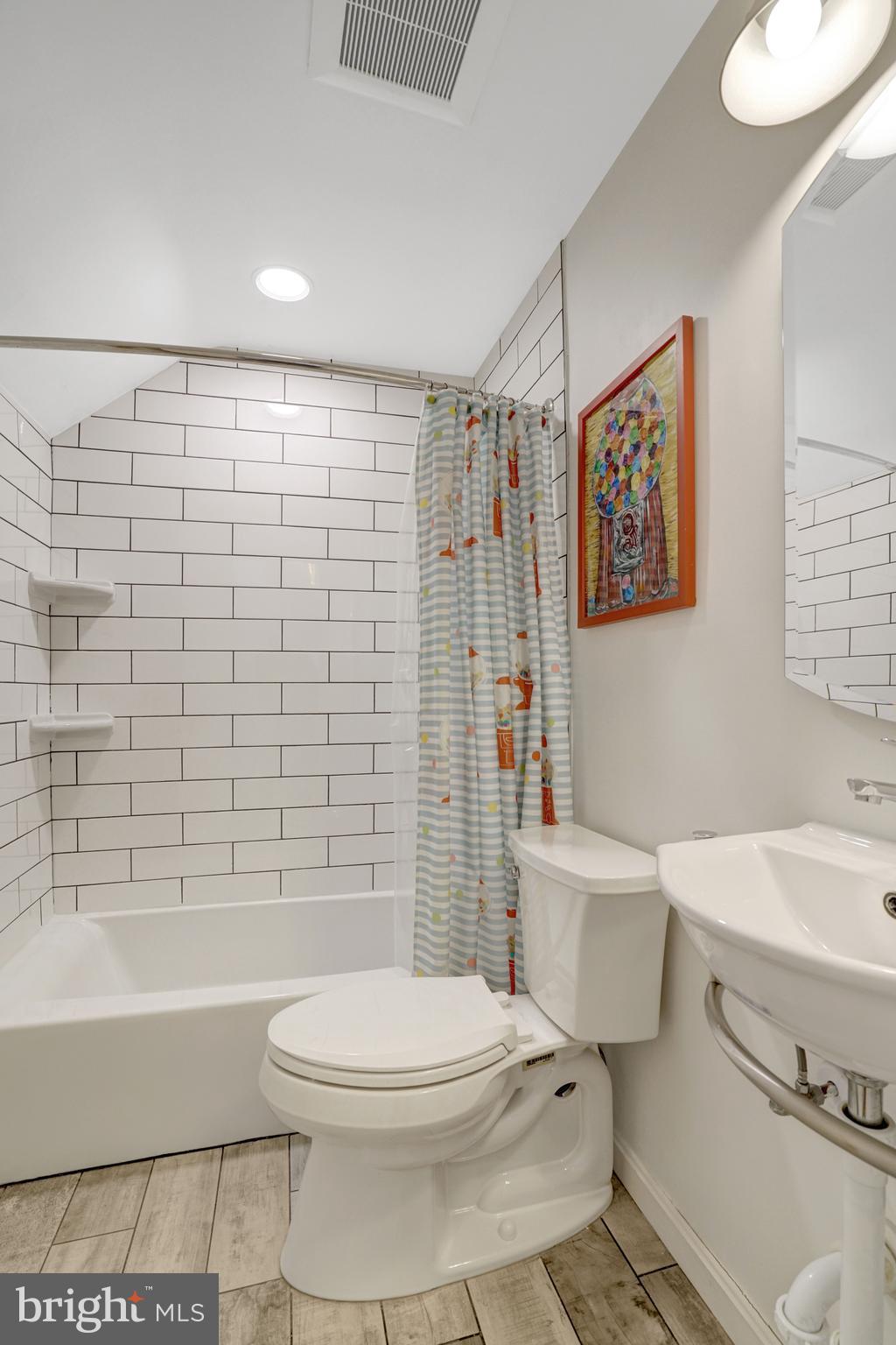 3300 OLD DOMINION BOULEVARD