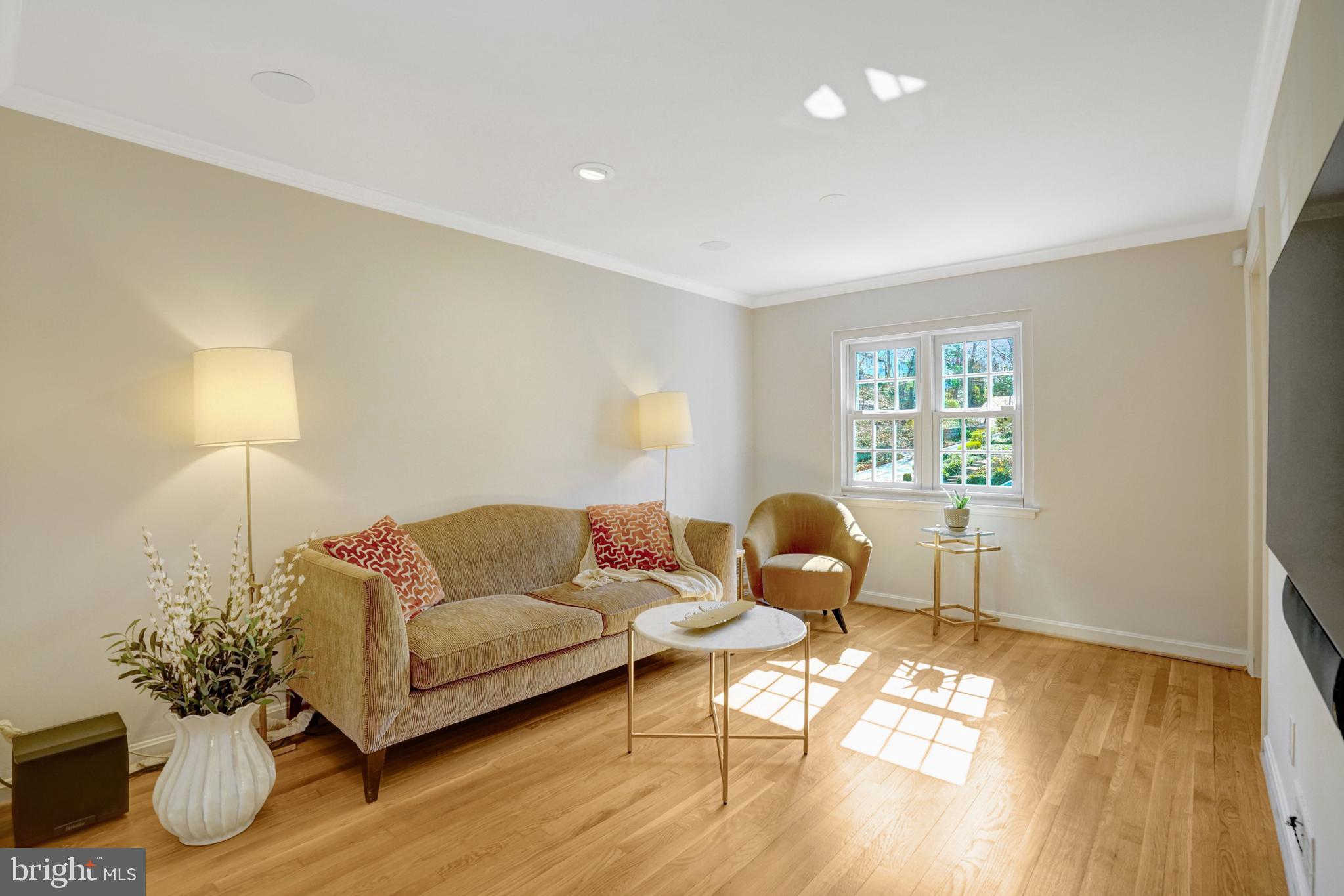 3300 OLD DOMINION BOULEVARD