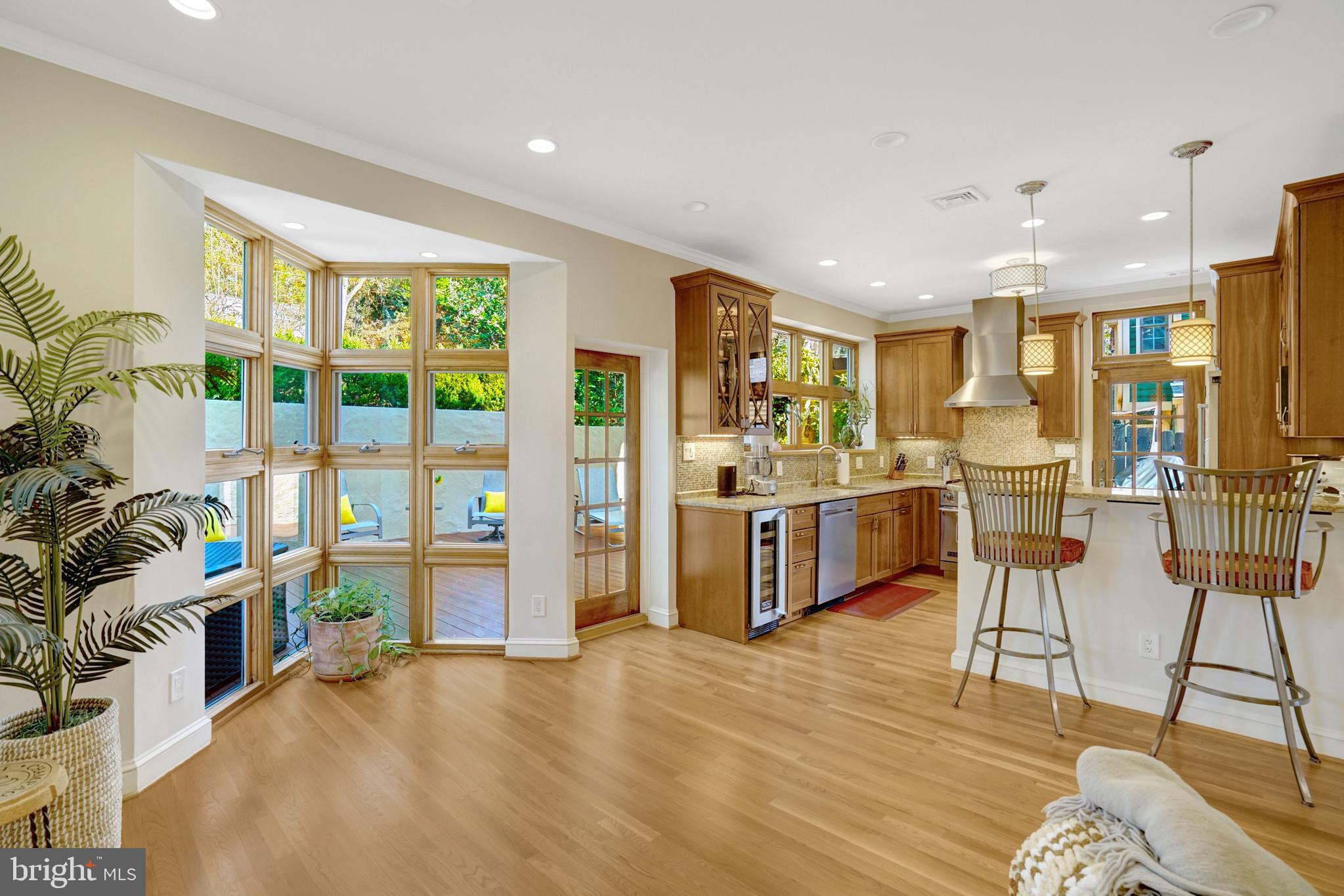 3300 OLD DOMINION BOULEVARD