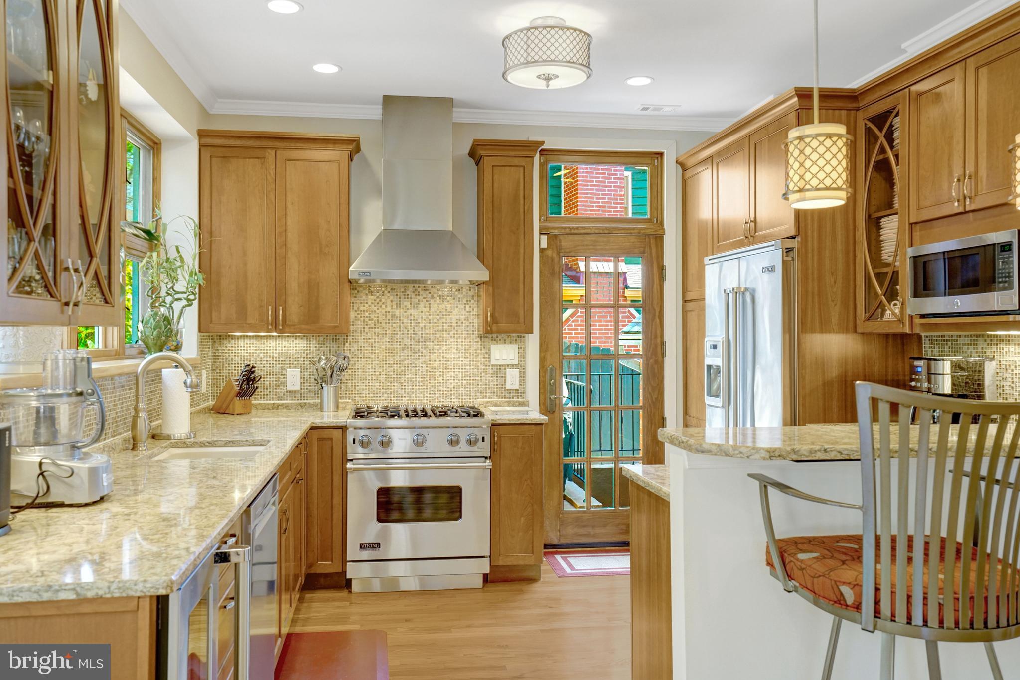 3300 OLD DOMINION BOULEVARD