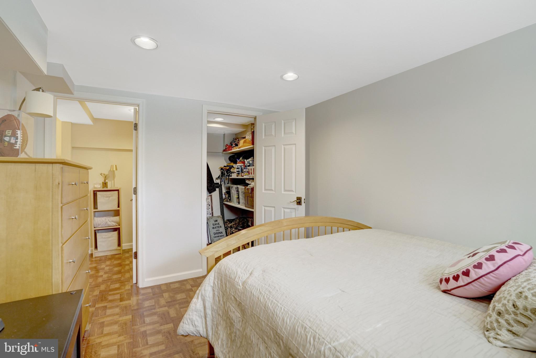 3300 OLD DOMINION BOULEVARD