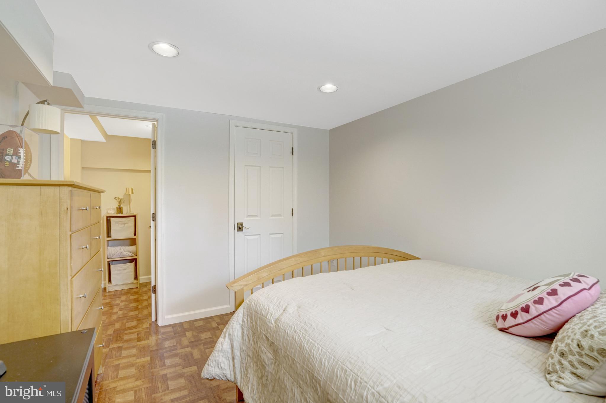 3300 OLD DOMINION BOULEVARD