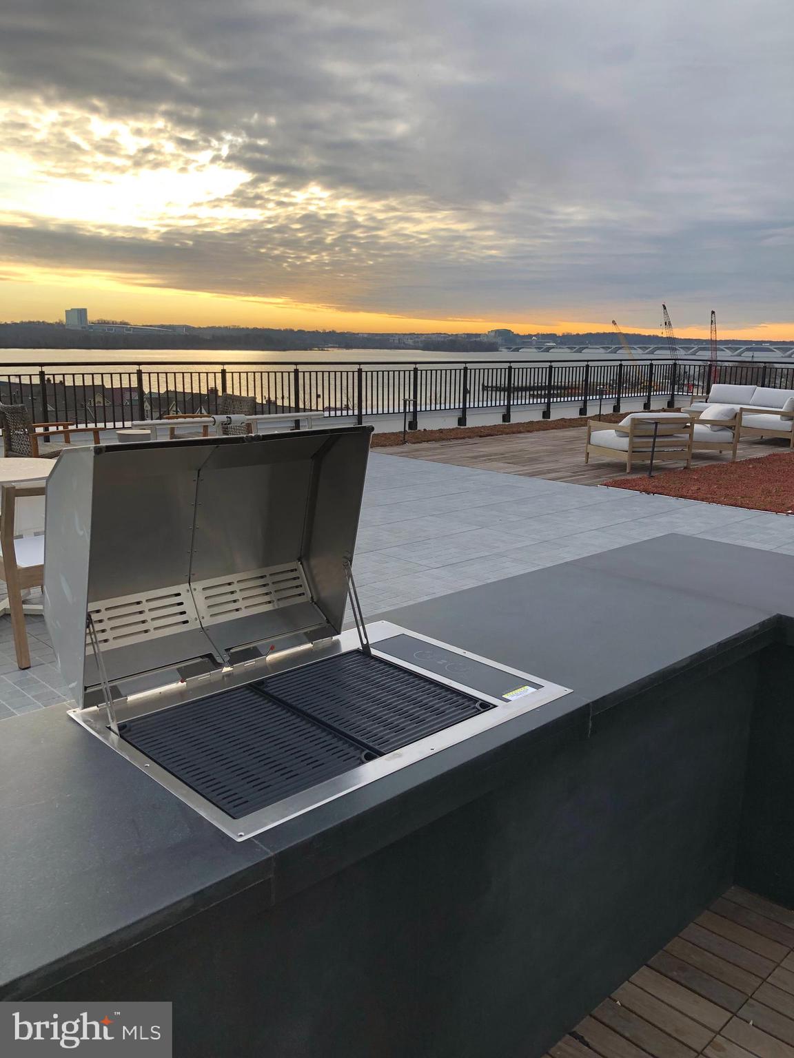 801 N FAIRFAX STREET 421