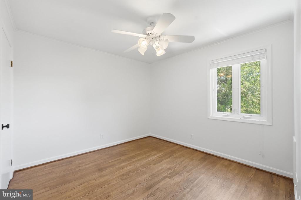 19 E MYRTLE STREET Unit: A