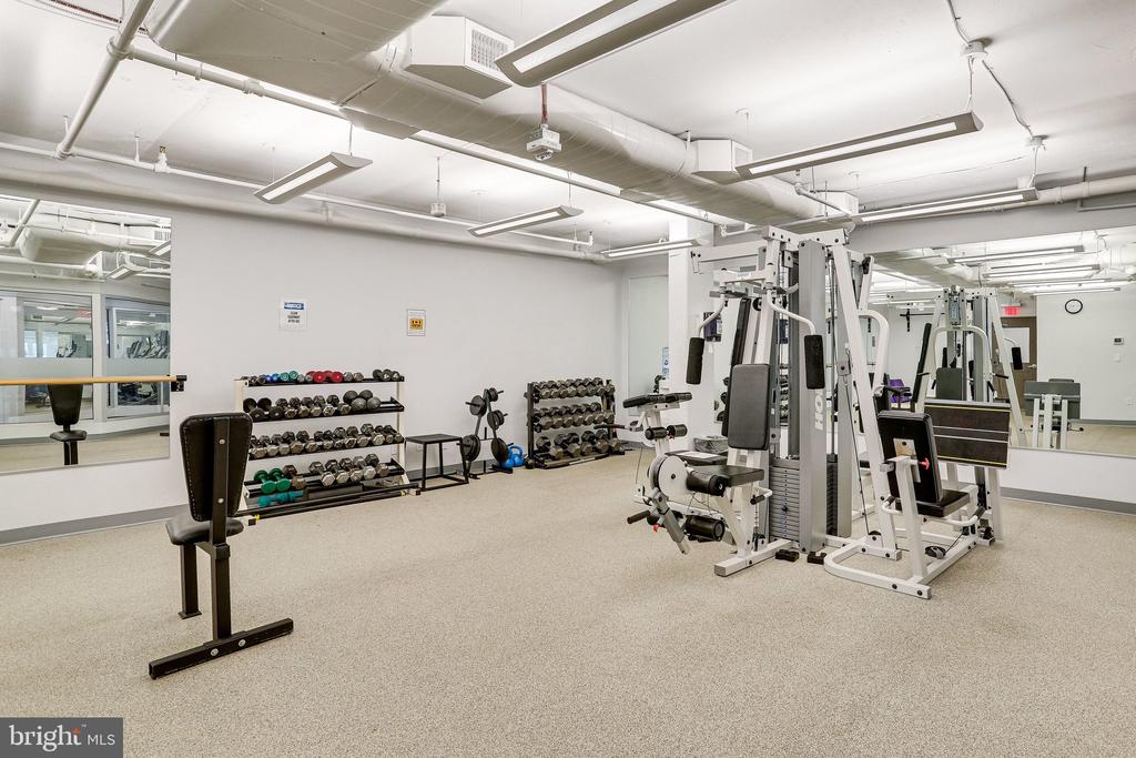 1250 S WASHINGTON STREET Unit: 703
