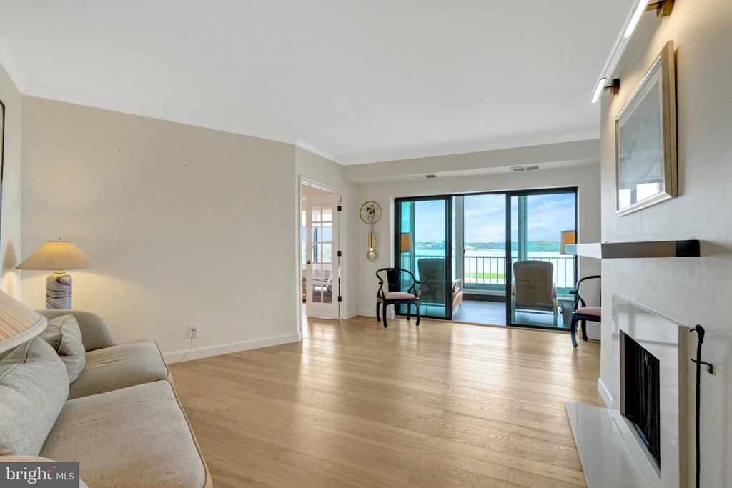1250 S WASHINGTON STREET Unit: 703