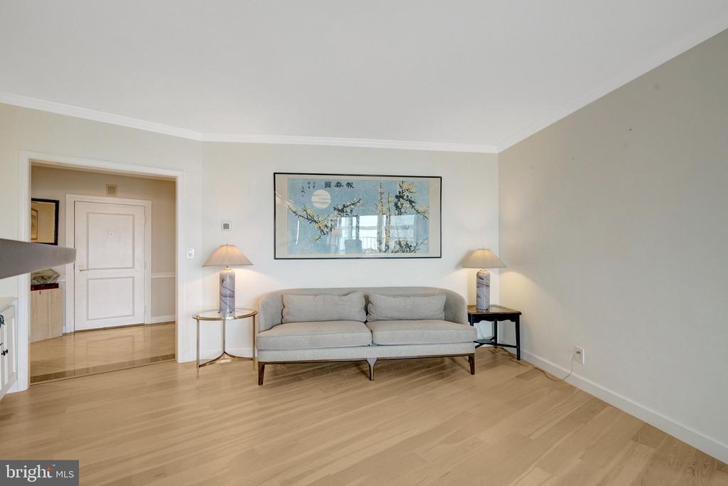 1250 S WASHINGTON STREET Unit: 703