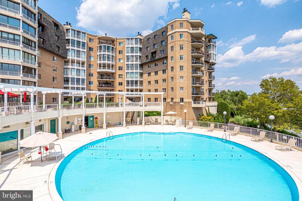 1250 S WASHINGTON STREET Unit: 703