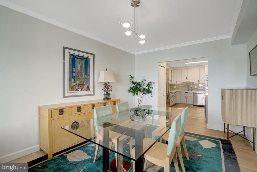 1250 S WASHINGTON STREET Unit: 703