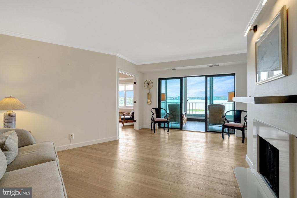 1250 S WASHINGTON STREET Unit: 703