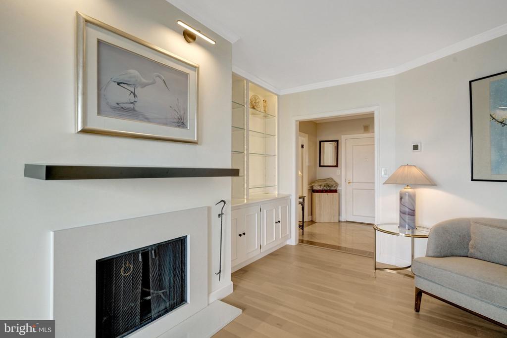 1250 S WASHINGTON STREET Unit: 703