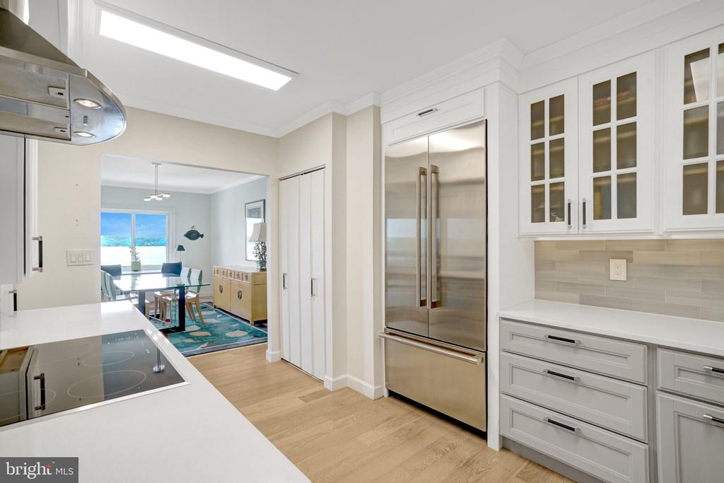 1250 S WASHINGTON STREET Unit: 703