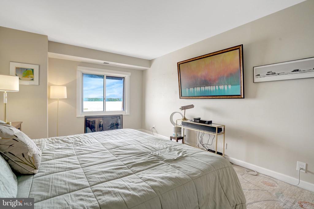 1250 S WASHINGTON STREET Unit: 703
