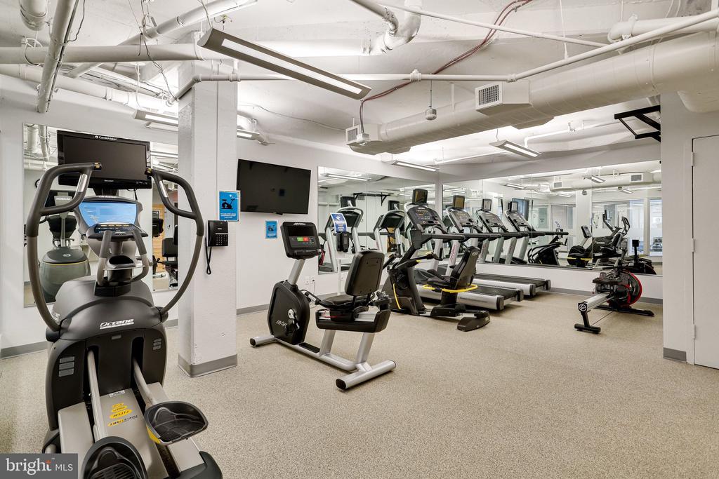 1250 S WASHINGTON STREET Unit: 703