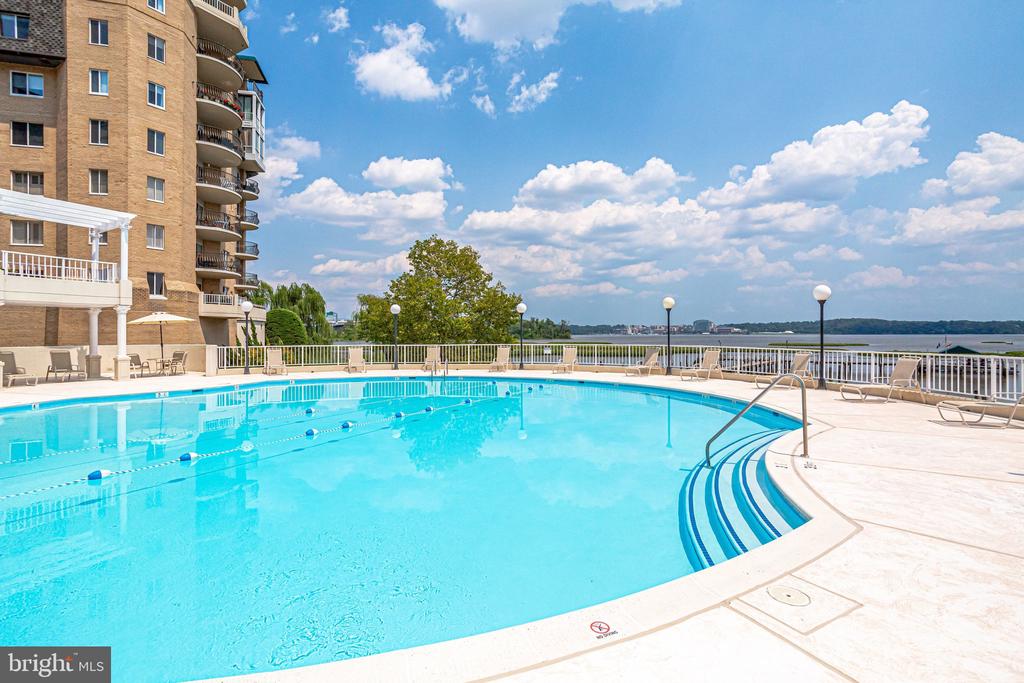 1250 S WASHINGTON STREET Unit: 703