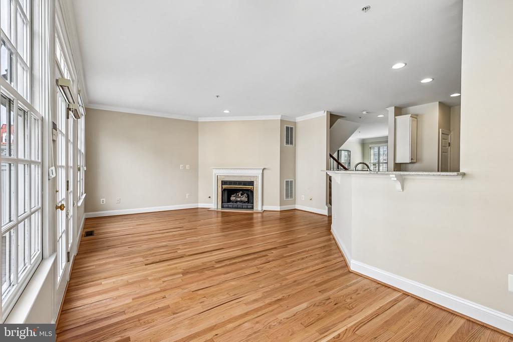 405 S FAYETTE STREET