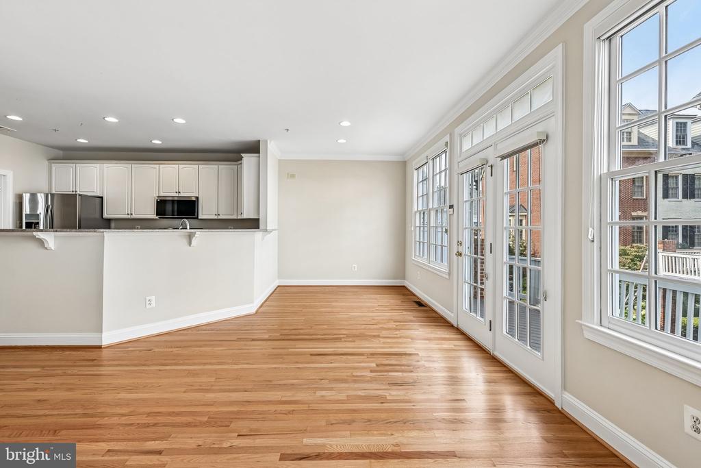 405 S FAYETTE STREET