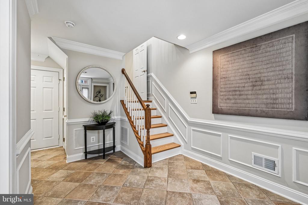 405 S FAYETTE STREET