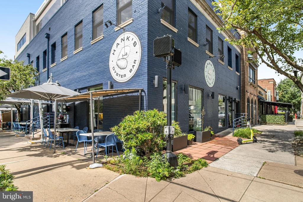 801 N FAIRFAX STREET Unit: 212