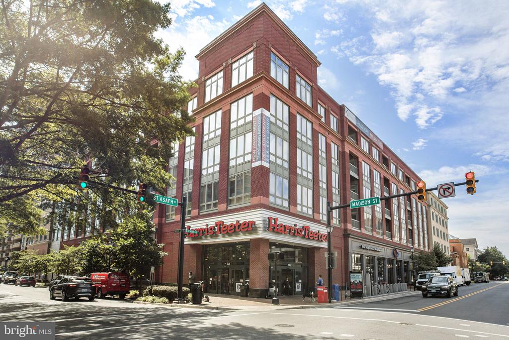 801 N FAIRFAX STREET Unit: 212