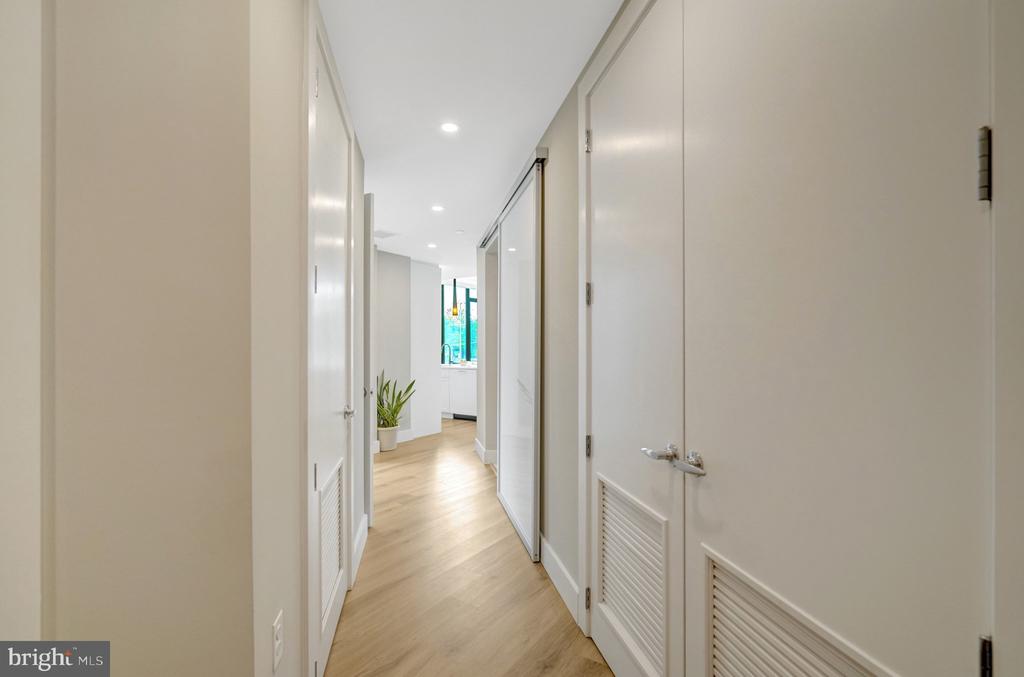 801 N FAIRFAX STREET Unit: 212