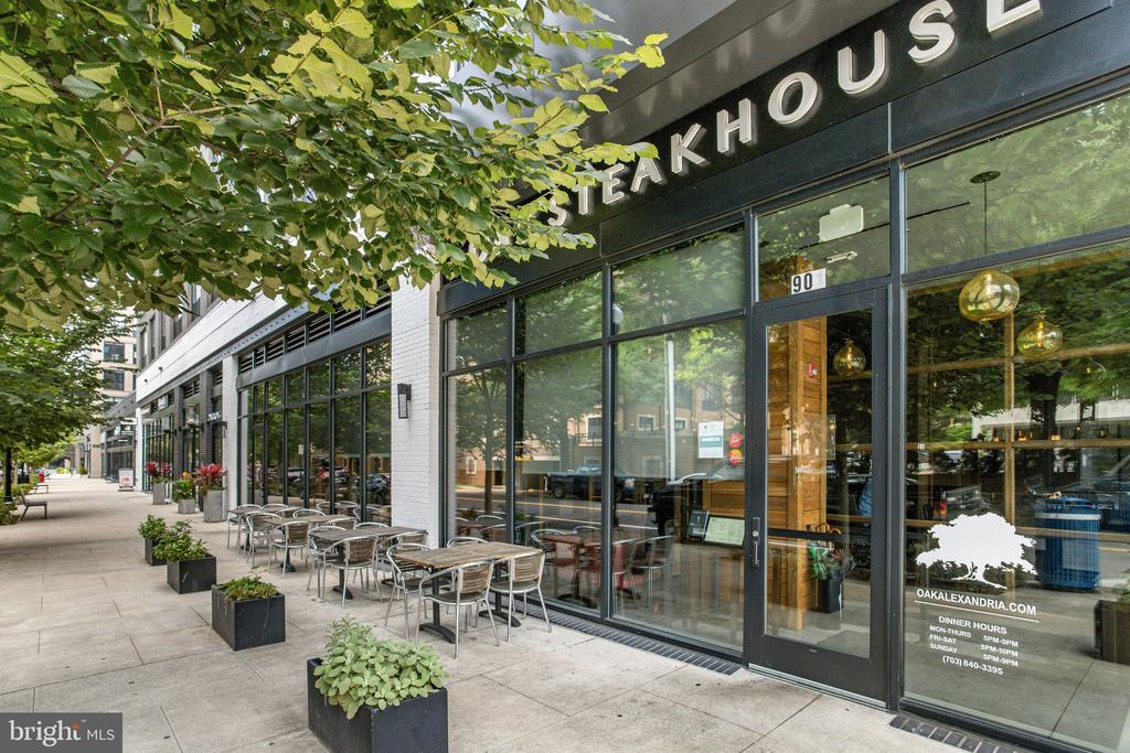 801 N FAIRFAX STREET Unit: 212