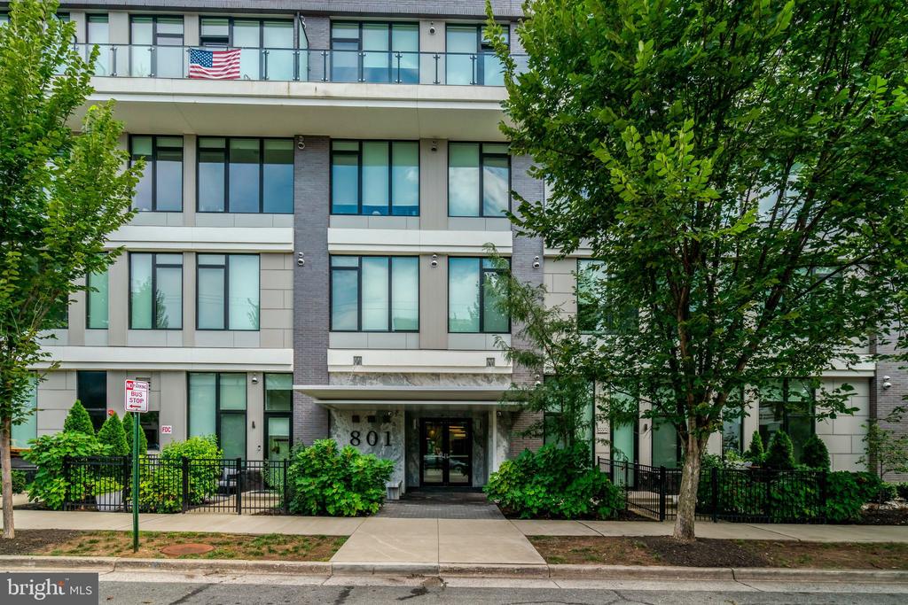 801 N FAIRFAX STREET Unit: 212