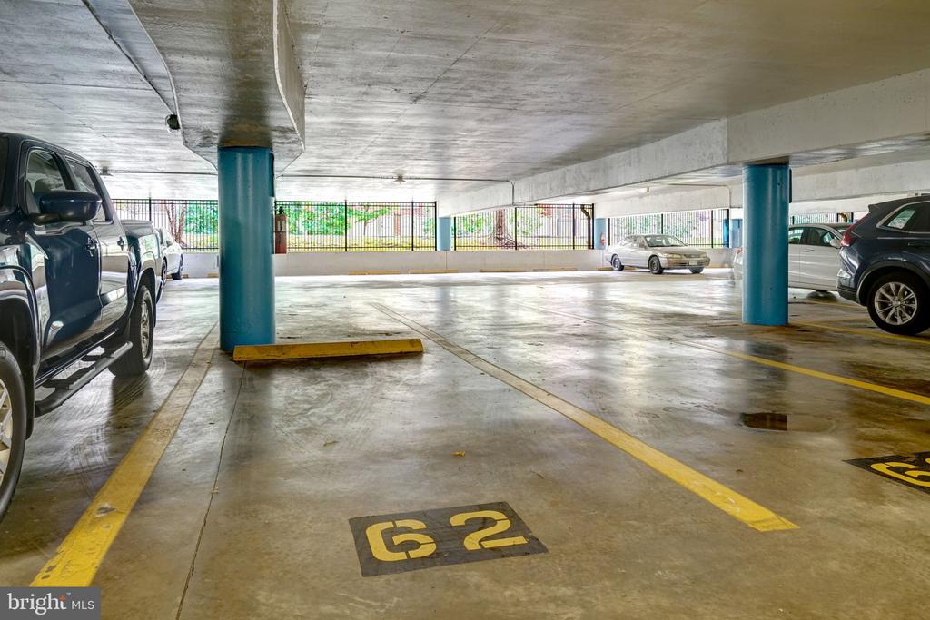 801 N FAIRFAX STREET Unit: 212