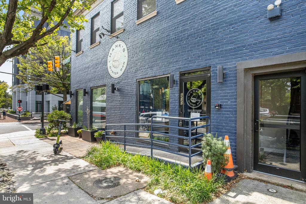 801 N FAIRFAX STREET Unit: 212