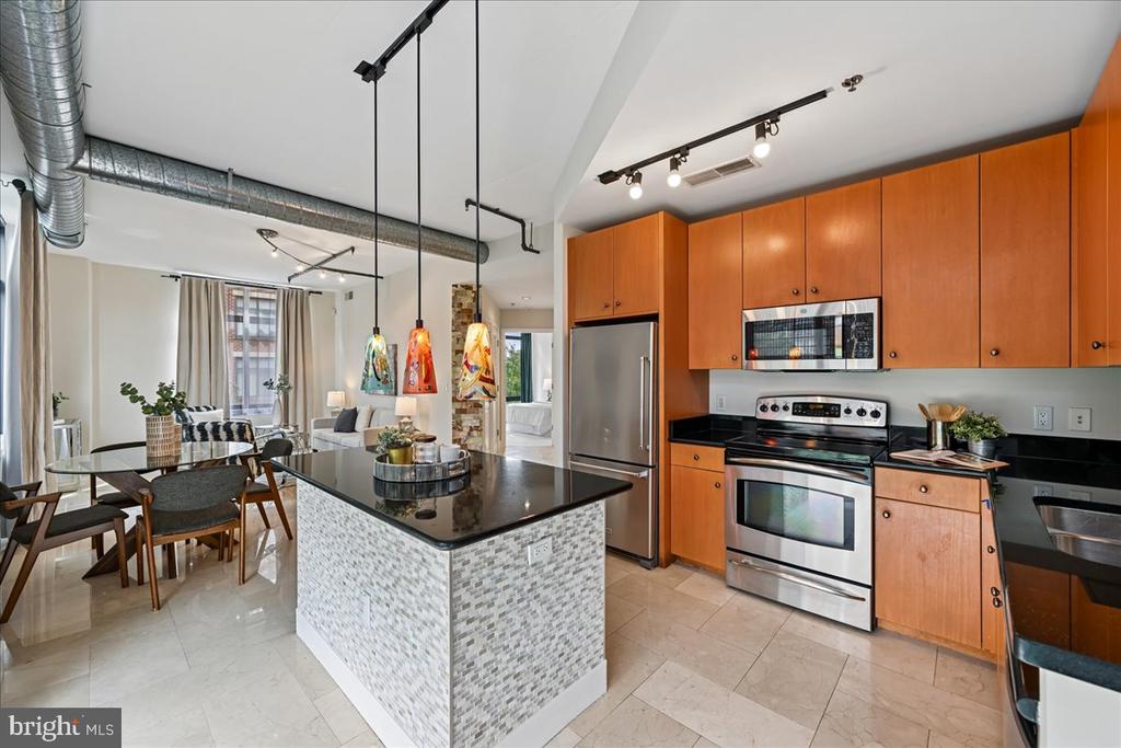 520 JOHN CARLYLE STREET Unit: 343