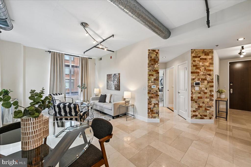 520 JOHN CARLYLE STREET Unit: 343