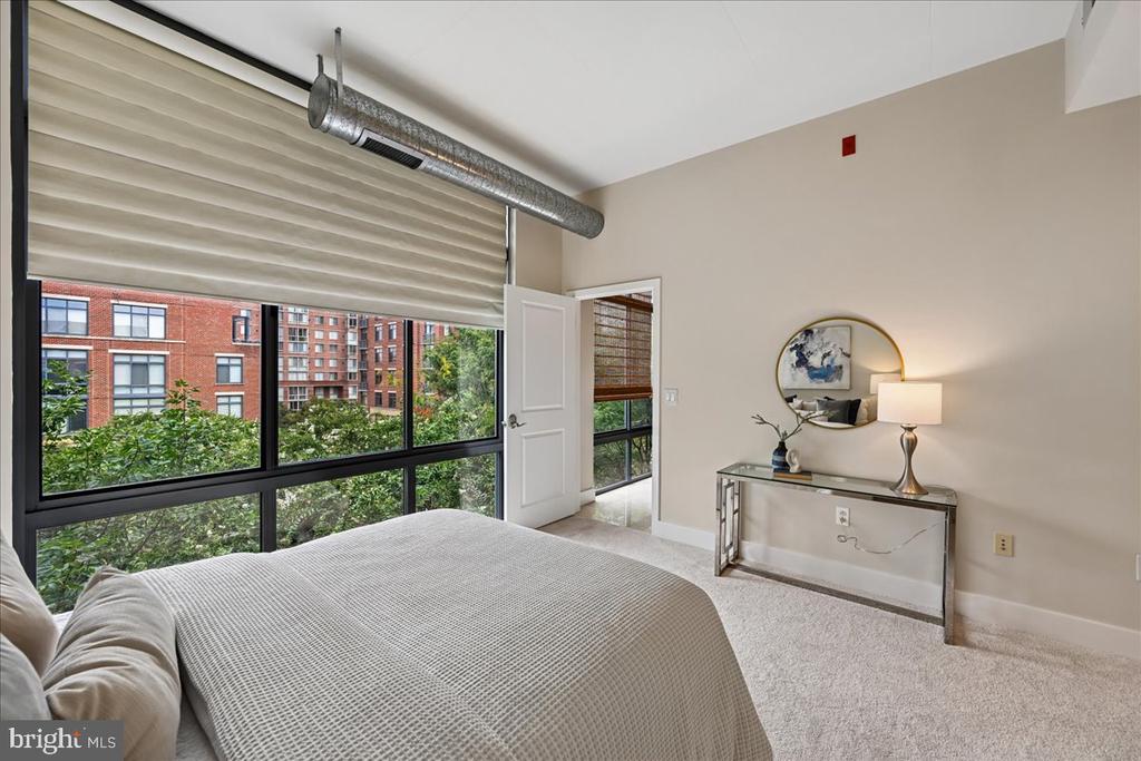 520 JOHN CARLYLE STREET Unit: 343