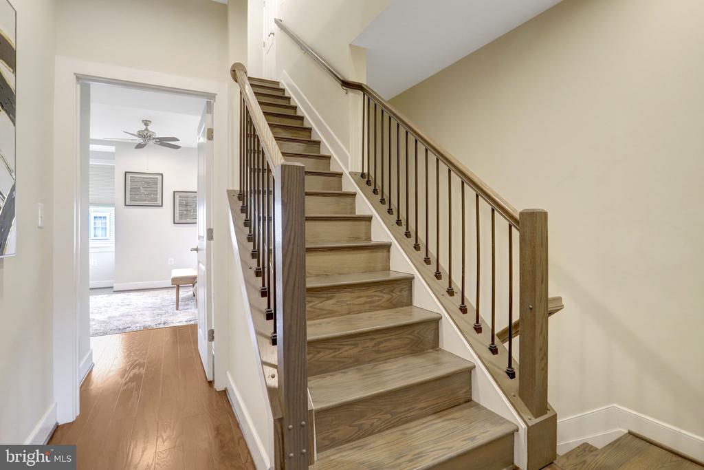 603 E ALEXANDRIA AVENUE